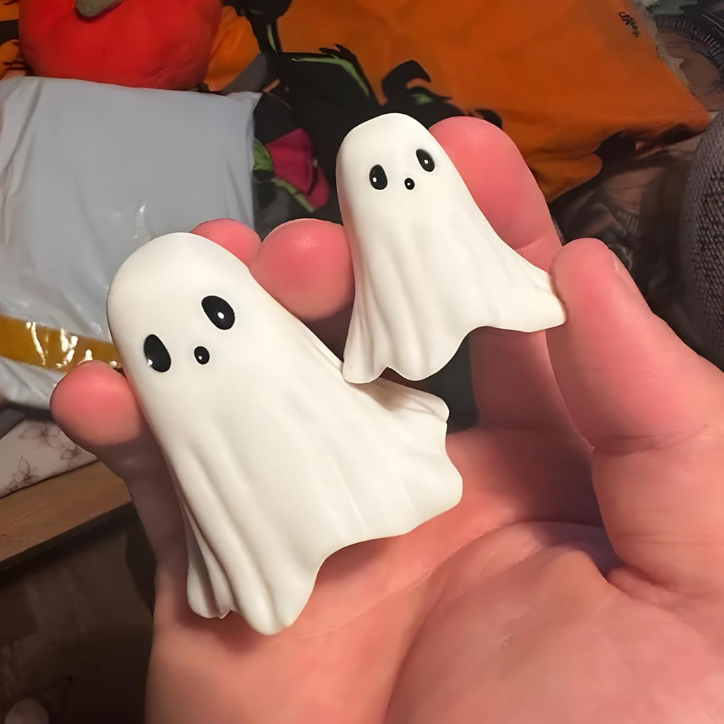 Halloween Ghost Figurine – Cute Spooky Resin Ghost Statue, Indoor & Porch Halloween Decor